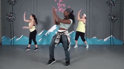 Iconic 90's Hip Hop Dance Moves You Need To Know