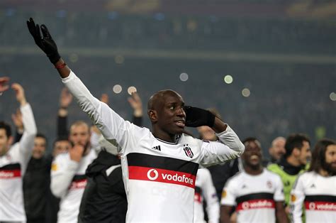 Former Beşiktaş, Başakşehir striker Demba Ba hangs up his boots | Daily ...