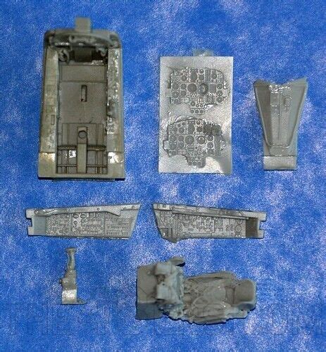 MiG-25 cockpit detail set