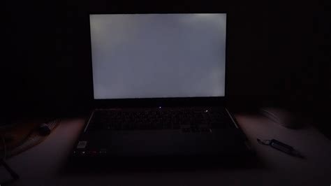 Lenovo Legion 5 Pro: Monitor Backlight Bleed Test (500 nits) - YouTube