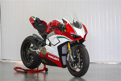 2020 Ducati Panigale V4 Speciale Guide • Total Motorcycle