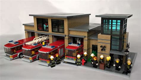 Modern Lego City Fire Station | Inspired by Steven Asbury's … | Flickr