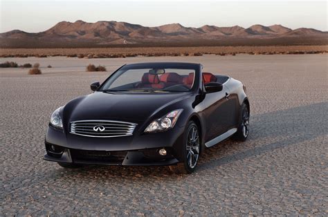 2013 Infiniti IPL G37 Convertible - Editors' Notebook - Automobile Magazine