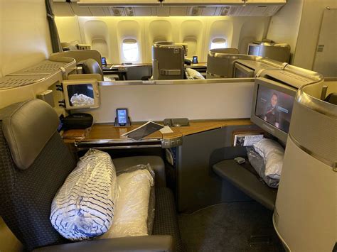 Review: American Airlines 777 First Class - One Mile at a Time