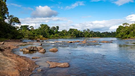 Suriname : Kronenburg, Suriname - Wikipedia - Republic of suriname ...