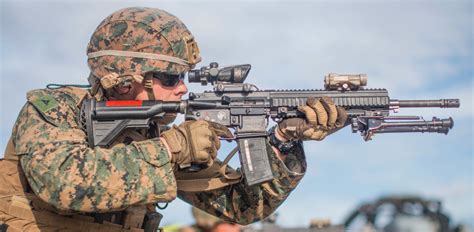 Marine Recon Units Get Short-Barrel Versions Of The H&K M27 Rifle