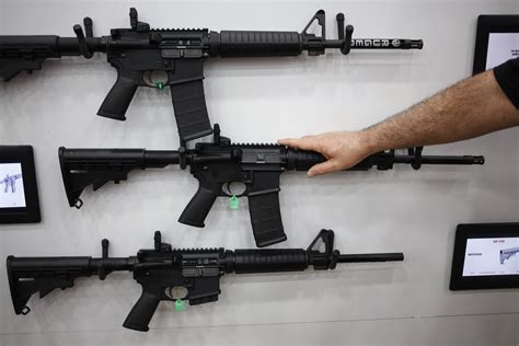 NY Is Raising the Age to Buy AR-15 Assault Rifle to 21, Banning Body ...