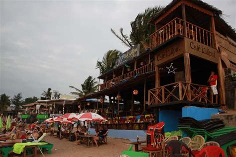 16 Best Bars in Goa | Popular Goa Bars for Friends to Hangout | Treebo ...