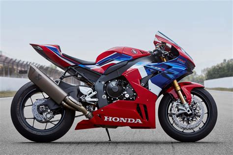 Honda CBR1000RR-R Fireblade SP Priced at €27,000 in Europe - Asphalt ...