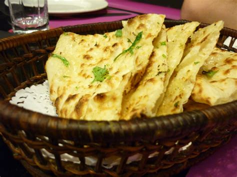 Easy cooking: Tawa butter naan