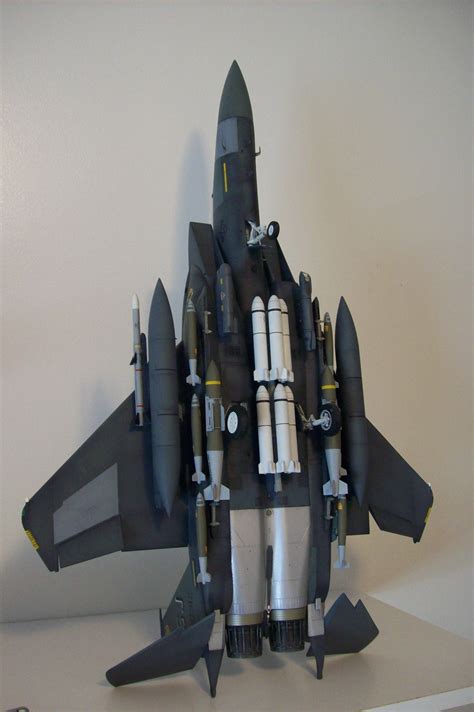 F-15E Strike Eagle Model 1/32 Scale