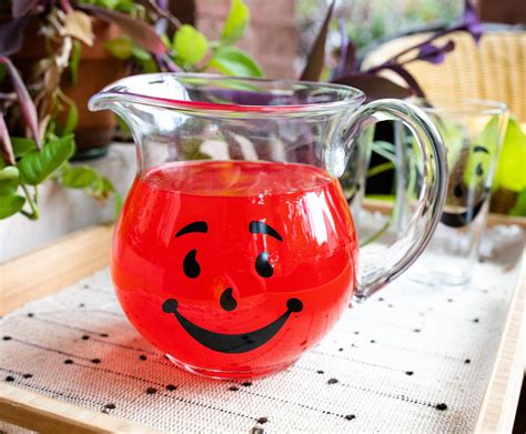 Kool-Aid Man 64-Ounce Glass Pitcher and Two 16-Ounce Pint Glasses ...