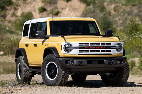 2023 Ford Bronco Heritage Edition SUVs | Uncrate