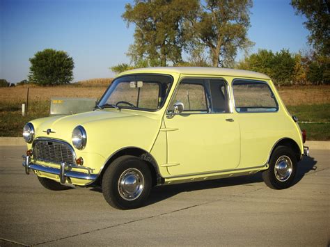 After: 1962 Morris Mini Minor | Skunk River Restorations