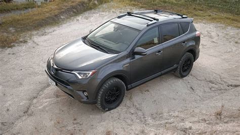 Best Off-Road Tires For 2013-2018 Toyota RAV4 | Our Top Picks