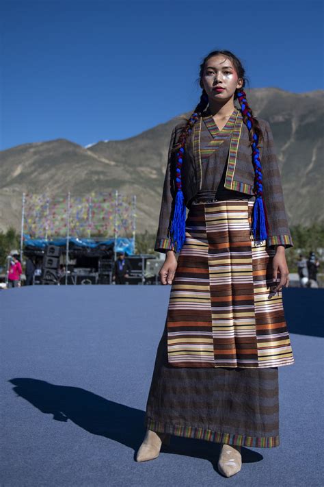 Gen Z injects new life into traditional Tibetan costumes | www ...