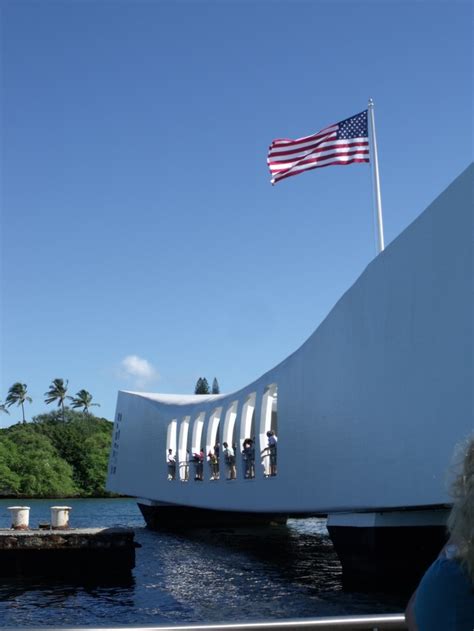 Pearl Harbor Museum in Hawaii 2011 | Hawaii guide, Hawaii adventures ...