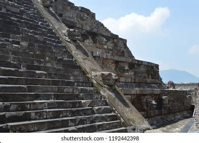 Temple Quetzalcoatl Stock Photo 1192442398 | Shutterstock