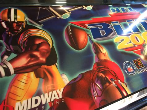 NFL Blitz 2000 Gold Edition Marquee – Arcade Marquee Dot Com