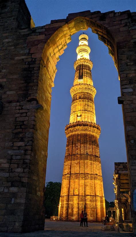 I love what they've done with the night lighting at Qutub Minar - it's ...