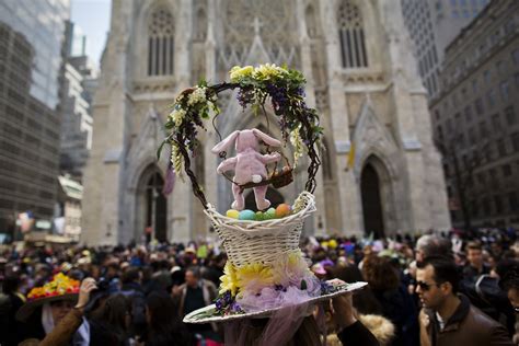 Easter Monday Traditions Around The World: Parades - Reistanxb