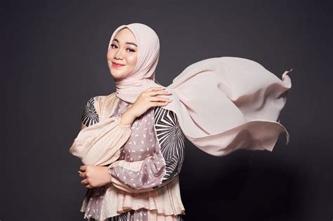 Fadhilah Intan Tepis Opini Penyanyi Berhijab Sulit Job: Rezeki Diatur ...