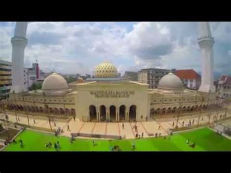 Masjid Raya Bandung di Kawasan Alun-alun Bandung