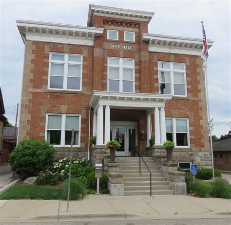 Ionia, Michigan City Hall | Located on North Kidd Street, th… | Flickr