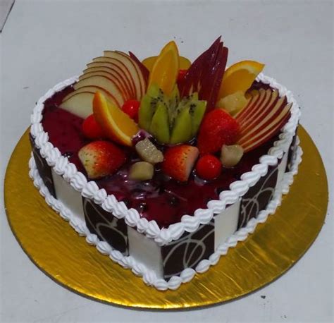 Fruit Cakes Online | Free Cake Delivery Delhi NCR | Yummy Cake