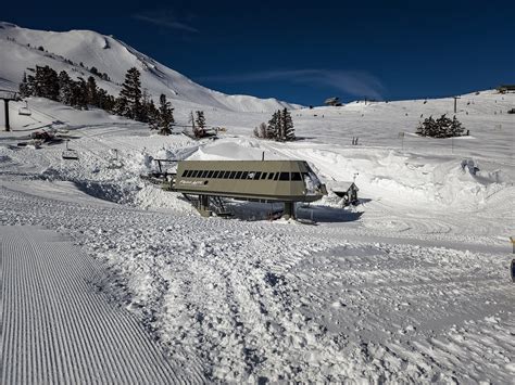 Record Breaking Snow Pack Photos - Mammoth Mountain Ski Area