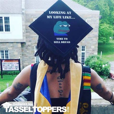 13 Hilarious Grad Cap Ideas You Can’t Miss – Tassel Toppers ...