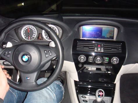 BMW M6 (E63) - BMW CAR