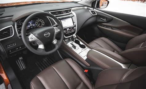 Nissan Murano Platinum AWD 2015 : Great Ergonomics and Accommodating ...