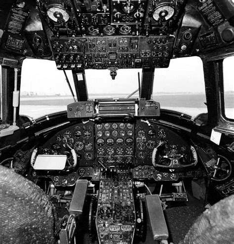 Cockpit of Vickers Viscount c/n 266 G-AOYR circa 1965. Image Vickers ...