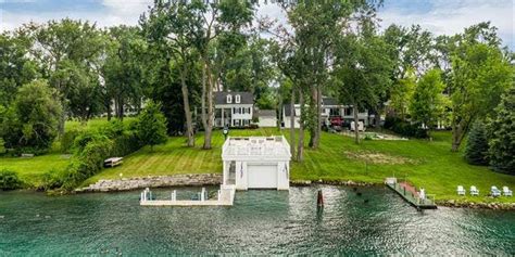 Kid Rock's Detroit mansion, filled with Americana art, selling for $2.2 ...