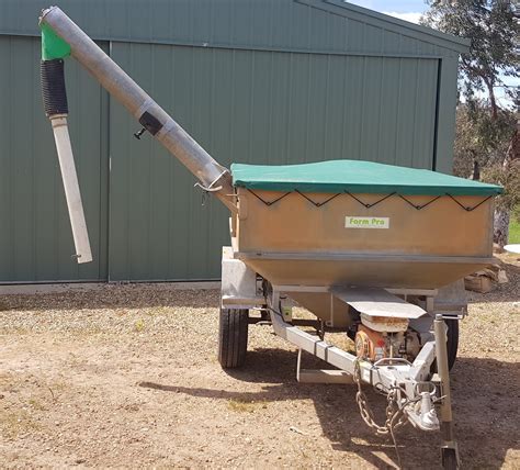 Farm Pro Trailing sheep feeder | Livestock Equipment - Livestock