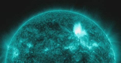 NASA Releases Incredible Video Of Solar Flares | HuffPost UK Tech