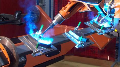 Lydenburg Co2 welding Course | Welding, Welding courses, Robot