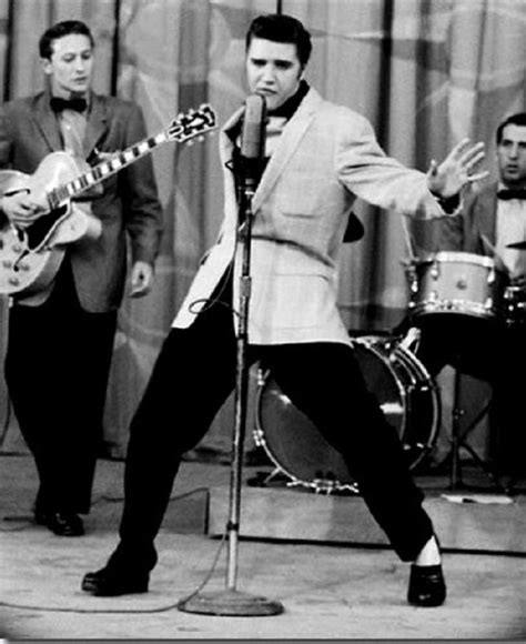 The Milton Berle Show 1956 - Elvis Presley Photo (44069822) - Fanpop ...