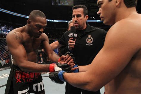 UFC 140 Results Recap: Jon Jones vs. Lyoto Machida - Bloody Elbow