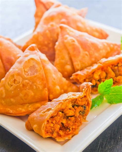 Chicken Keema Samosa Recipe | Clipkulture