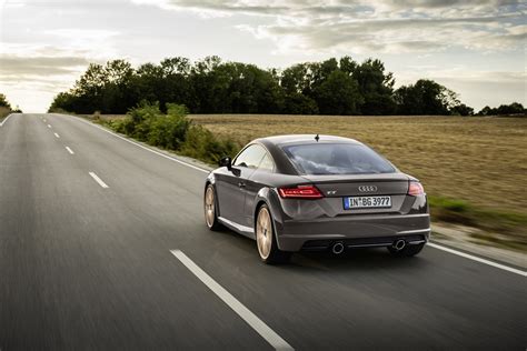 AUDI TT Coupe Specs & Photos - 2018, 2019, 2020, 2021, 2022, 2023, 2024 ...