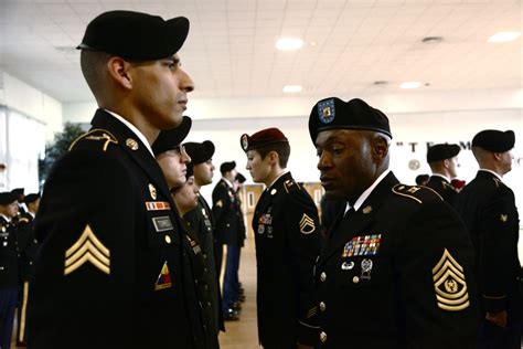 DVIDS - Images - Command sergeant major uniform inspection [Image 4 of 7]