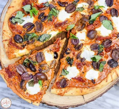 How to Make Easy Sun-Dried Tomato and Mozzarella Pizza - An Alli Event