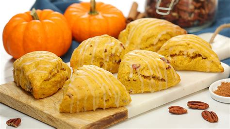 Pumpkin Spice Scones