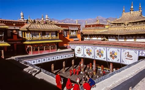 Top 10 Tibetan Monasteries - Spritual Home of Tibetan