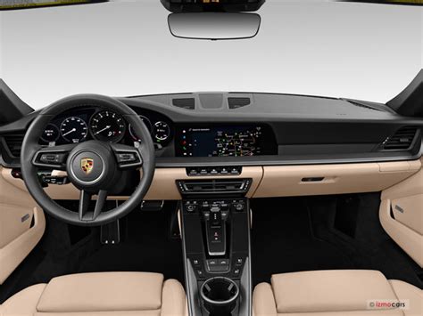 2022 Porsche 911: 30 Interior Photos | U.S. News