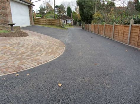 Tarmac Driveways with a Range of Colour and Design Options