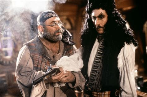 Hook (1991) – Movie Reviews Simbasible