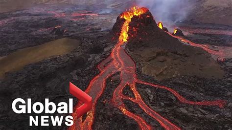 Iceland volcano eruption offers "most beautiful" lava show - YouTube